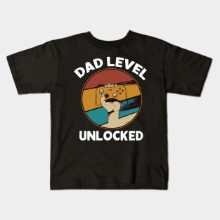 Funny New Dad Level Unlocked Kids T-Shirt